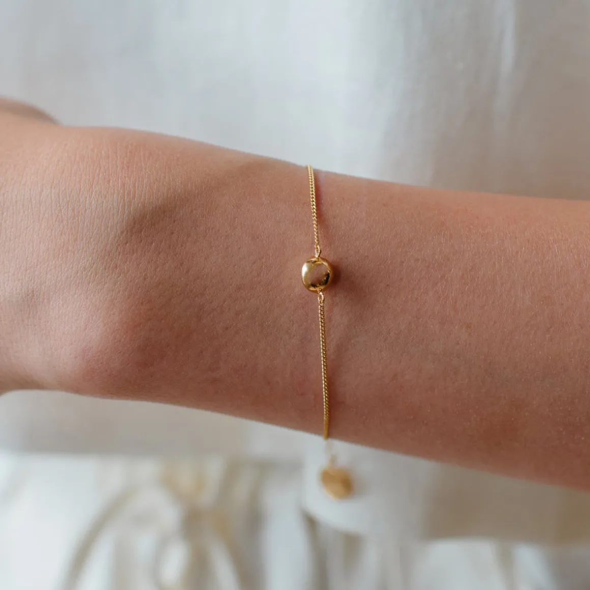 DAINTY LEGACY BRACELET - RAINBOW MOONSTONE & GOLD