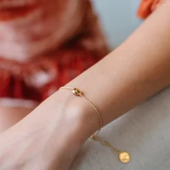 DAINTY LEGACY BRACELET - RAINBOW MOONSTONE & GOLD