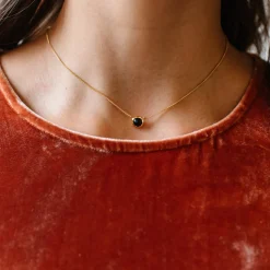 DAINTY LEGACY NECKLACE - BLACK ONYX & GOLD