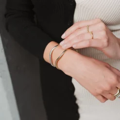 FEARLESS WAVY CUFF