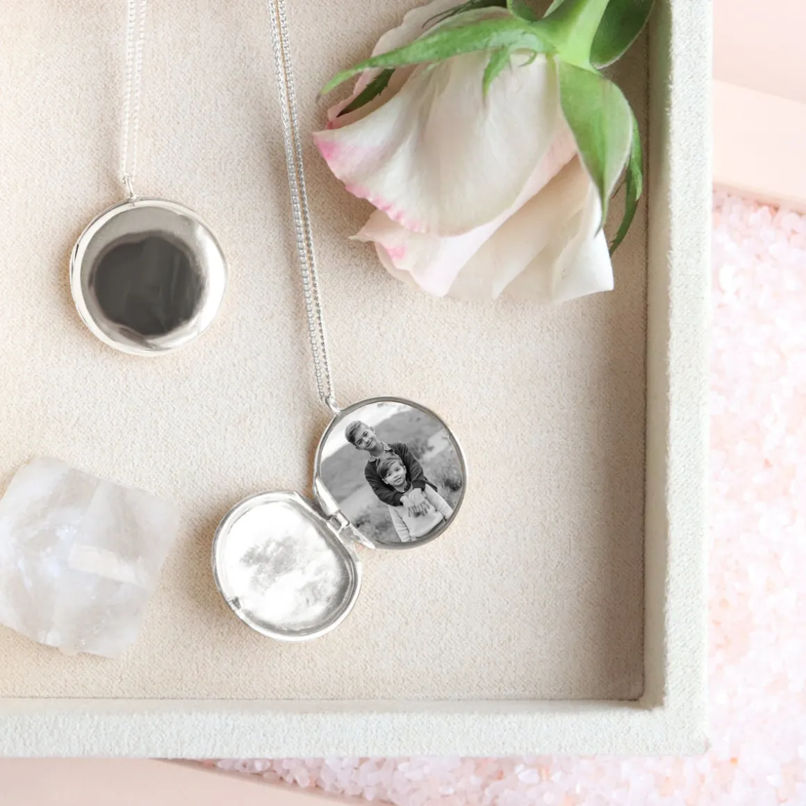 FRAICHE LOCKET NECKLACE - SILVER