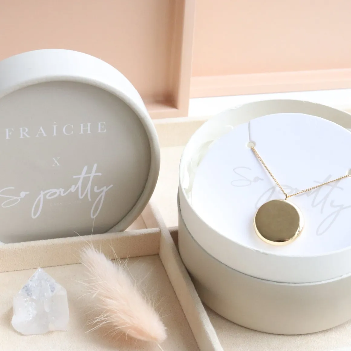 FRAICHE LOCKET NECKLACE - GOLD