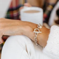 FRAICHE LUXE TOGGLE BRACELET - SILVER