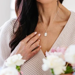 FRAICHE NOVEMBER BIRTH FLOWER NECKLACE - PEONY - SILVER