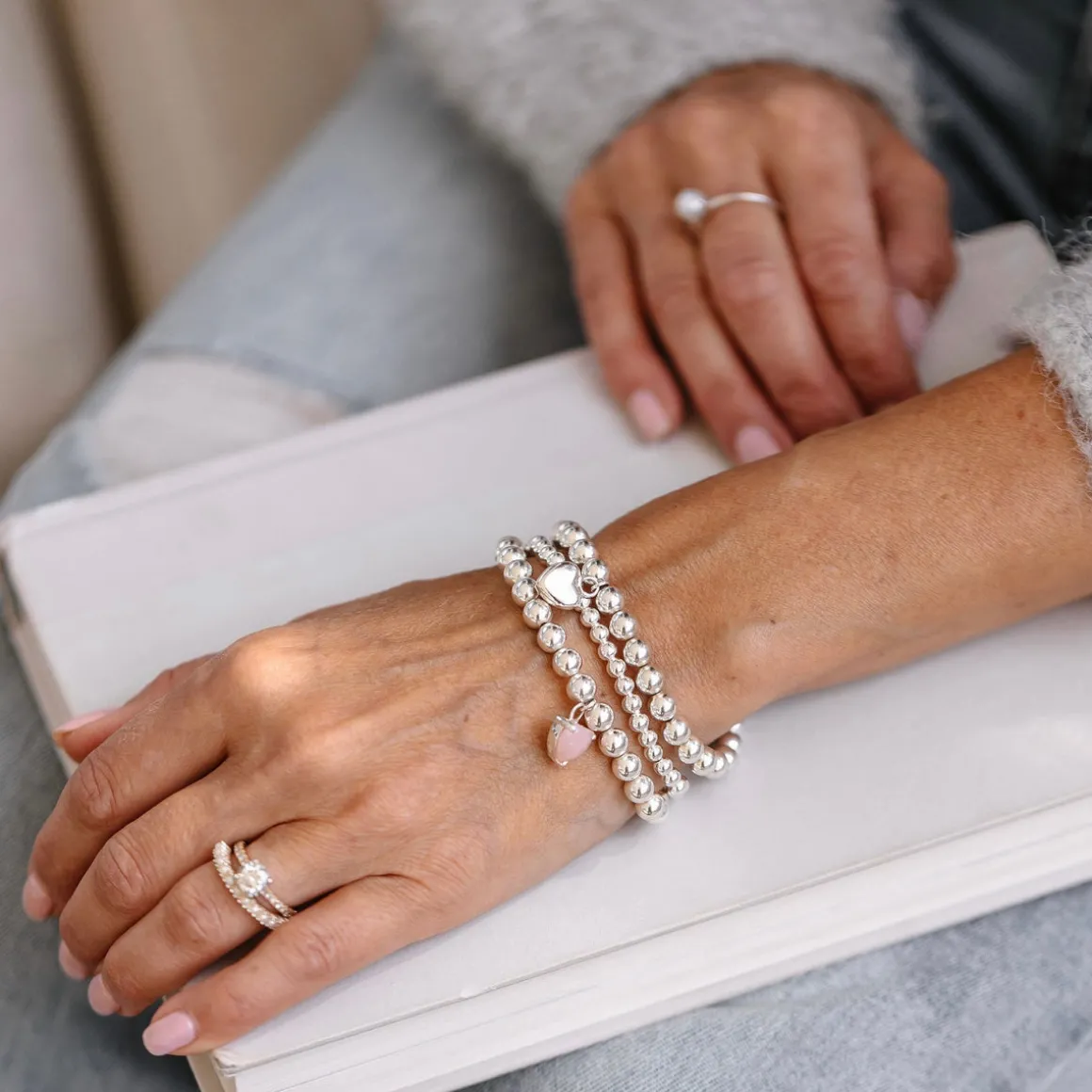 FRAICHE SWEETHEART STRETCH BRACELET – PINK OPAL & SILVER