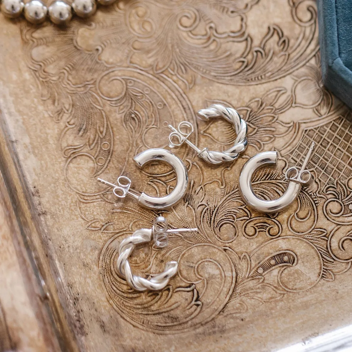 FRAICHE TWISTED CYLINDER HOOPS - SILVER