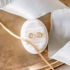 FRAICHE VINTAGE MARY ROUND STUDS - WHITE TOPAZ & GOLD