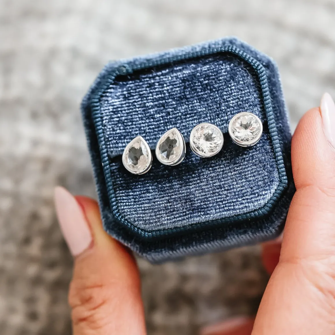 FRAICHE VINTAGE MARY ROUND STUDS - WHITE TOPAZ & SILVER