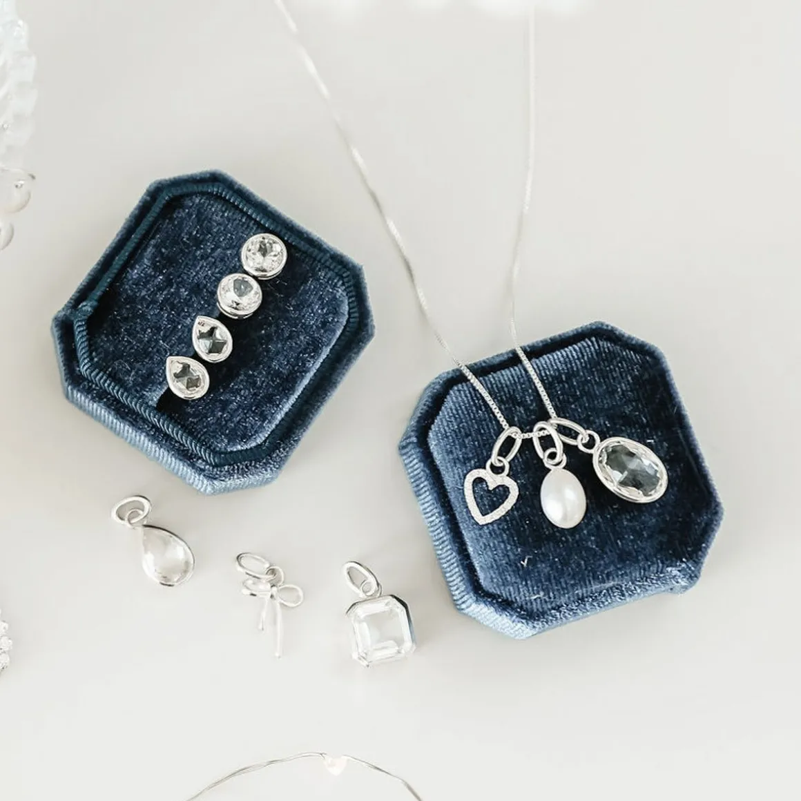 FRAICHE VINTAGE MARY ROUND STUDS - WHITE TOPAZ & SILVER