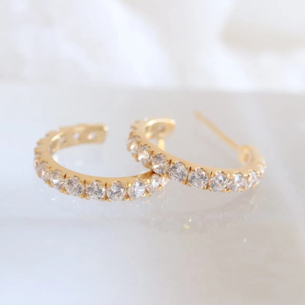 14K SOLID GOLD - LOVE HUGGIE HOOPS - DIAMOND