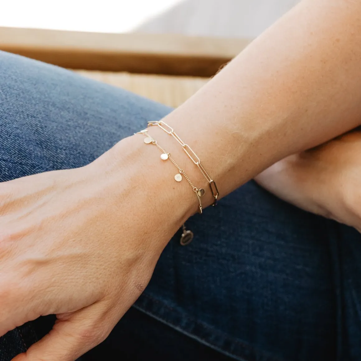 14K SOLID GOLD - POISE DISK BRACELET - DIAMOND