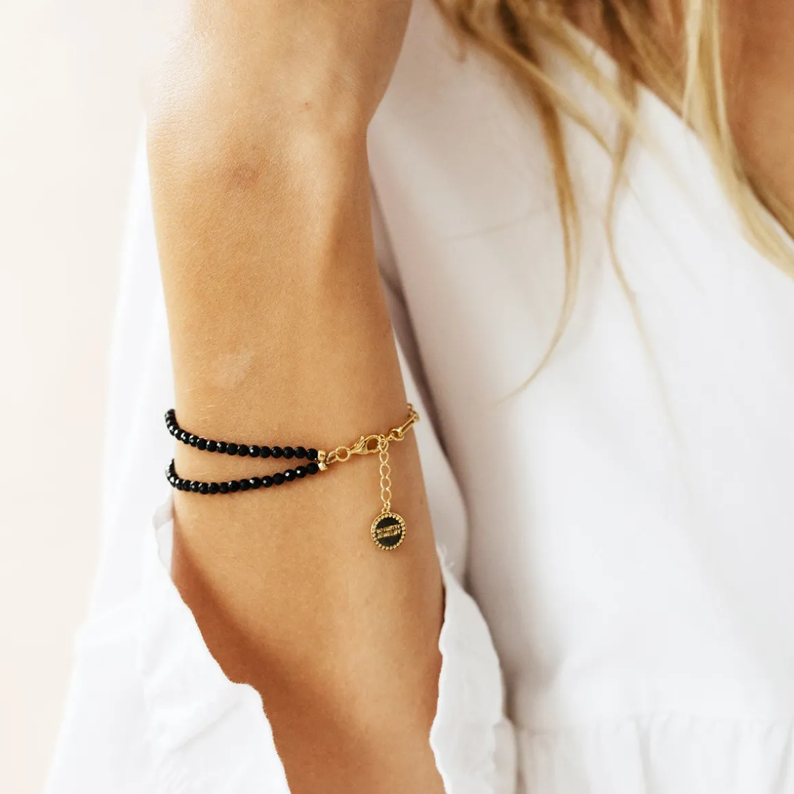 POISE BEADED LINK BRACELET - BLACK ONYX & GOLD